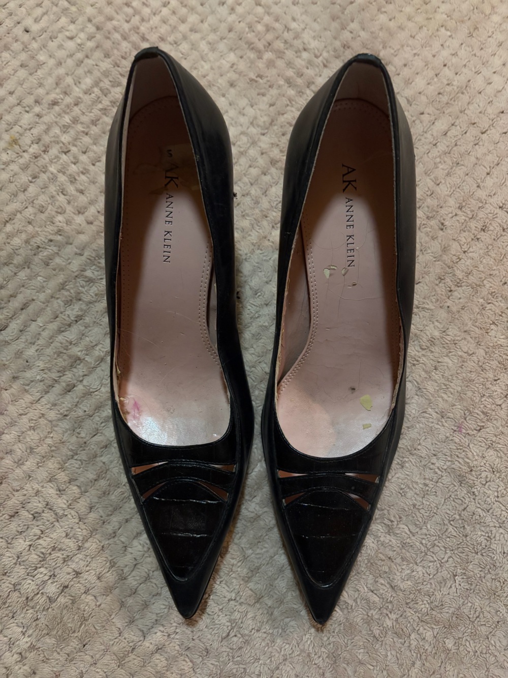 Anne Klein Black Patent Pointed Toe Pumps with Vamp Cutouts